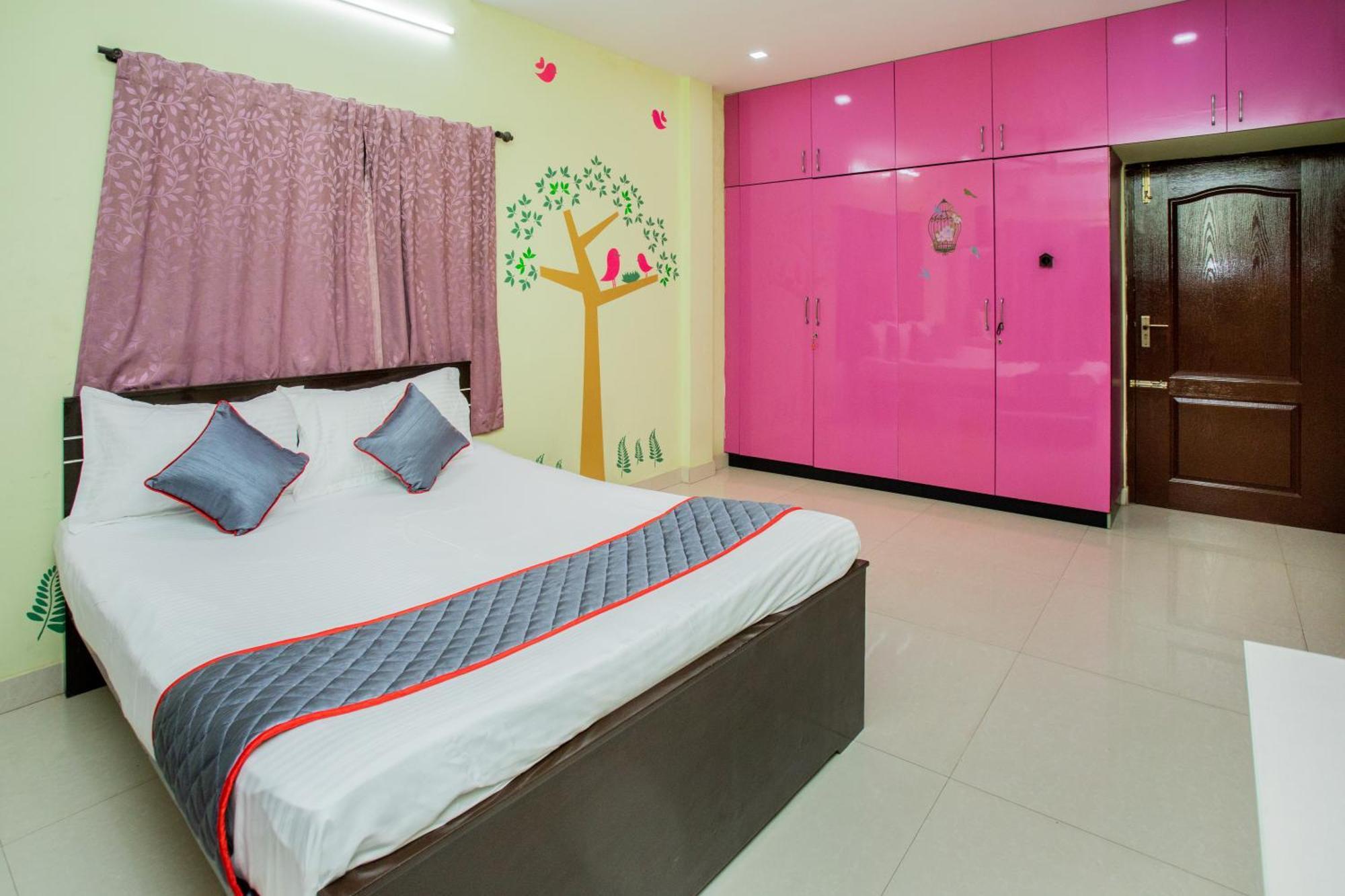 Heaven Pleasant Hotel